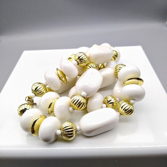 Vintage White Lucite Beaded Necklace with Gold Tone Spacers for a Classic Neutra - Picture 2 of 4